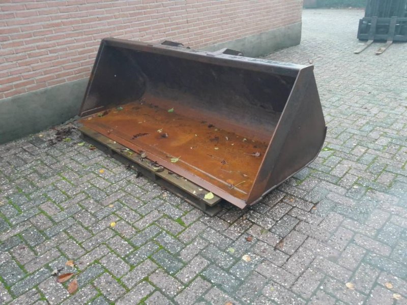 Teleskoplader van het type Manitou Merlo Bobcat Liebherr bak mast werktuigen landrol, Gebrauchtmaschine in Ederveen (Foto 1)