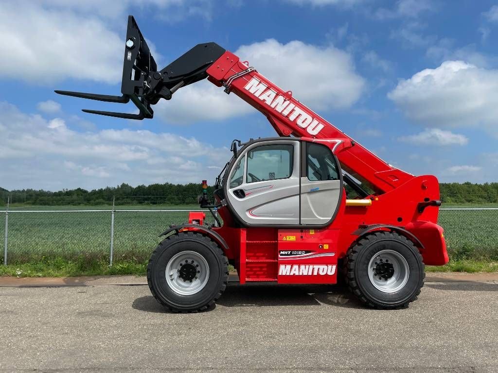 Teleskoplader van het type Manitou MHT 10130, Gebrauchtmaschine in Sittard (Foto 1)