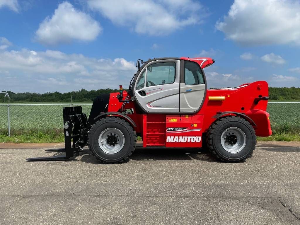 Teleskoplader van het type Manitou MHT 10130, Gebrauchtmaschine in Sittard (Foto 4)