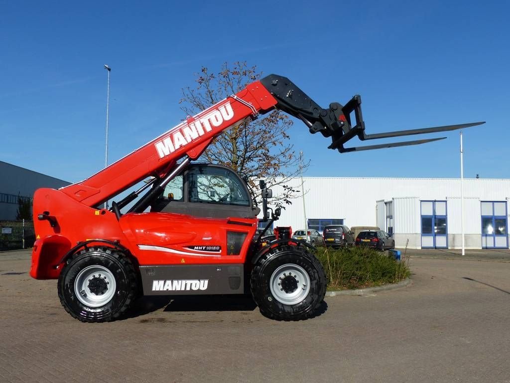 Teleskoplader del tipo Manitou MHT10130, Gebrauchtmaschine en Sittard (Imagen 3)