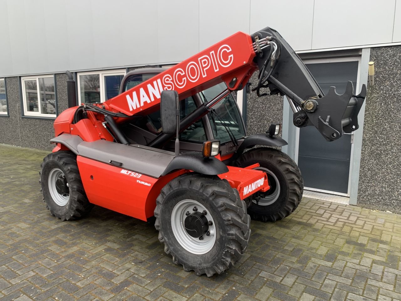 Teleskoplader типа Manitou MLT 523, Gebrauchtmaschine в Vriezenveen (Фотография 4)