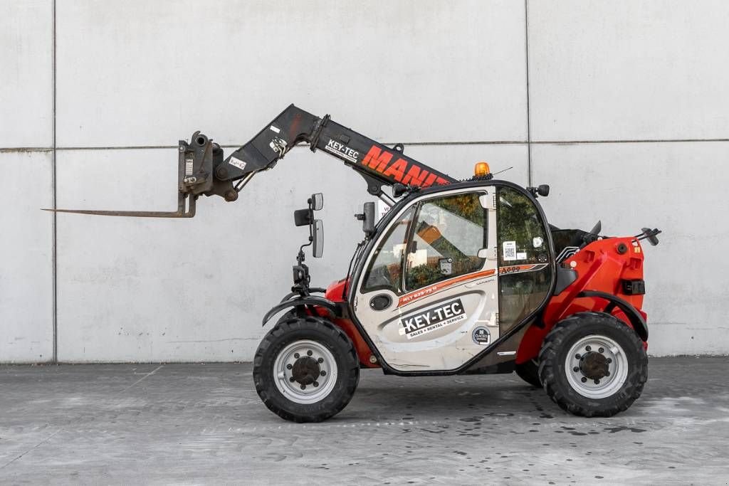 Teleskoplader типа Manitou MLT 625-75 H, Gebrauchtmaschine в Moerbeke (Фотография 4)