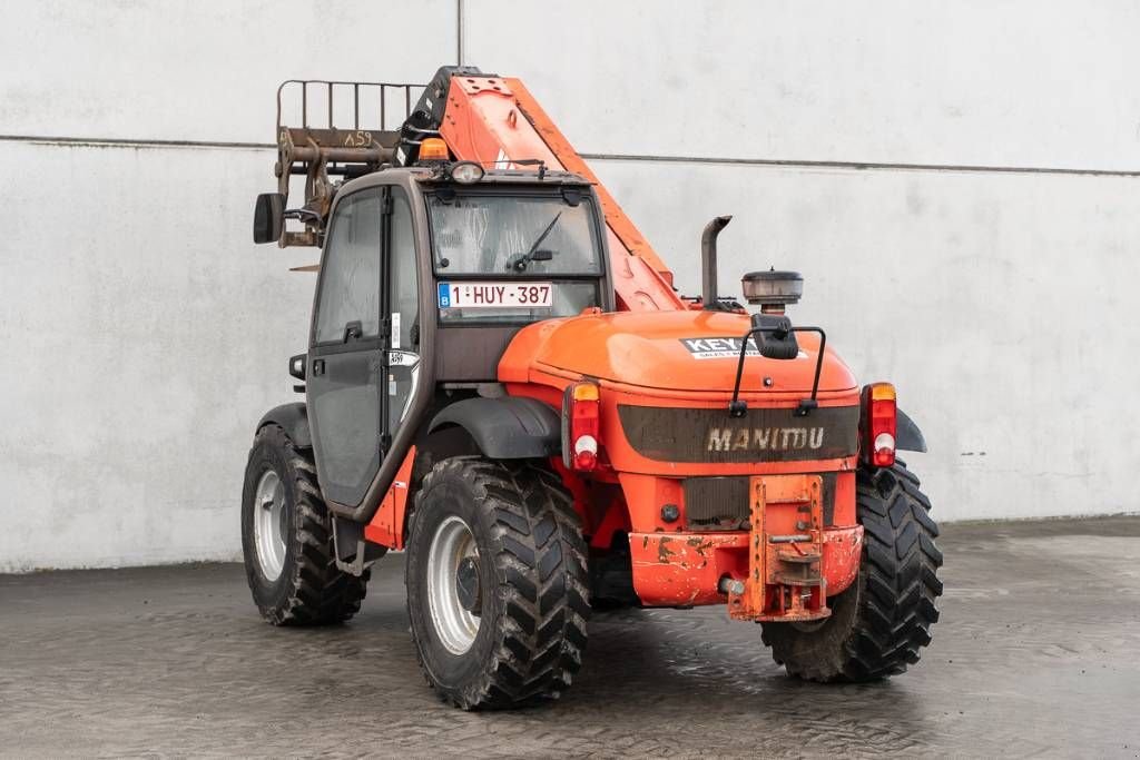 Teleskoplader типа Manitou MLT 627, Gebrauchtmaschine в Moerbeke (Фотография 8)