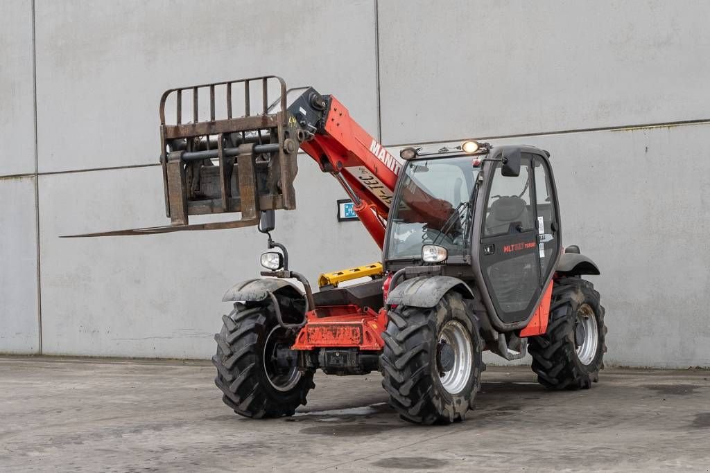 Teleskoplader Türe ait Manitou MLT 627, Gebrauchtmaschine içinde Moerbeke (resim 1)