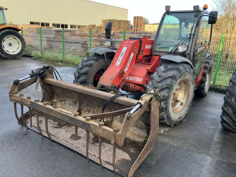 Teleskoplader van het type Manitou MLT 633-120 LS, Gebrauchtmaschine in BLENDECQUES (Foto 1)