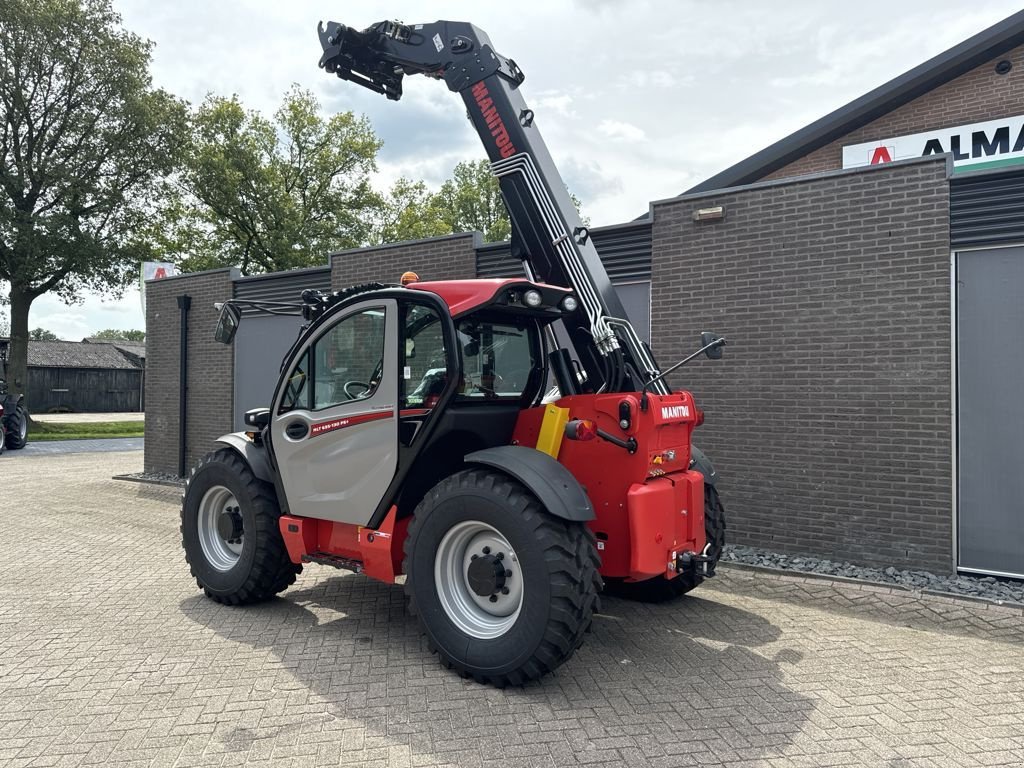 Teleskoplader of the type Manitou MLT 635 130 PS D ST5 Premium Verreiker, Neumaschine in Laren Gld (Picture 2)