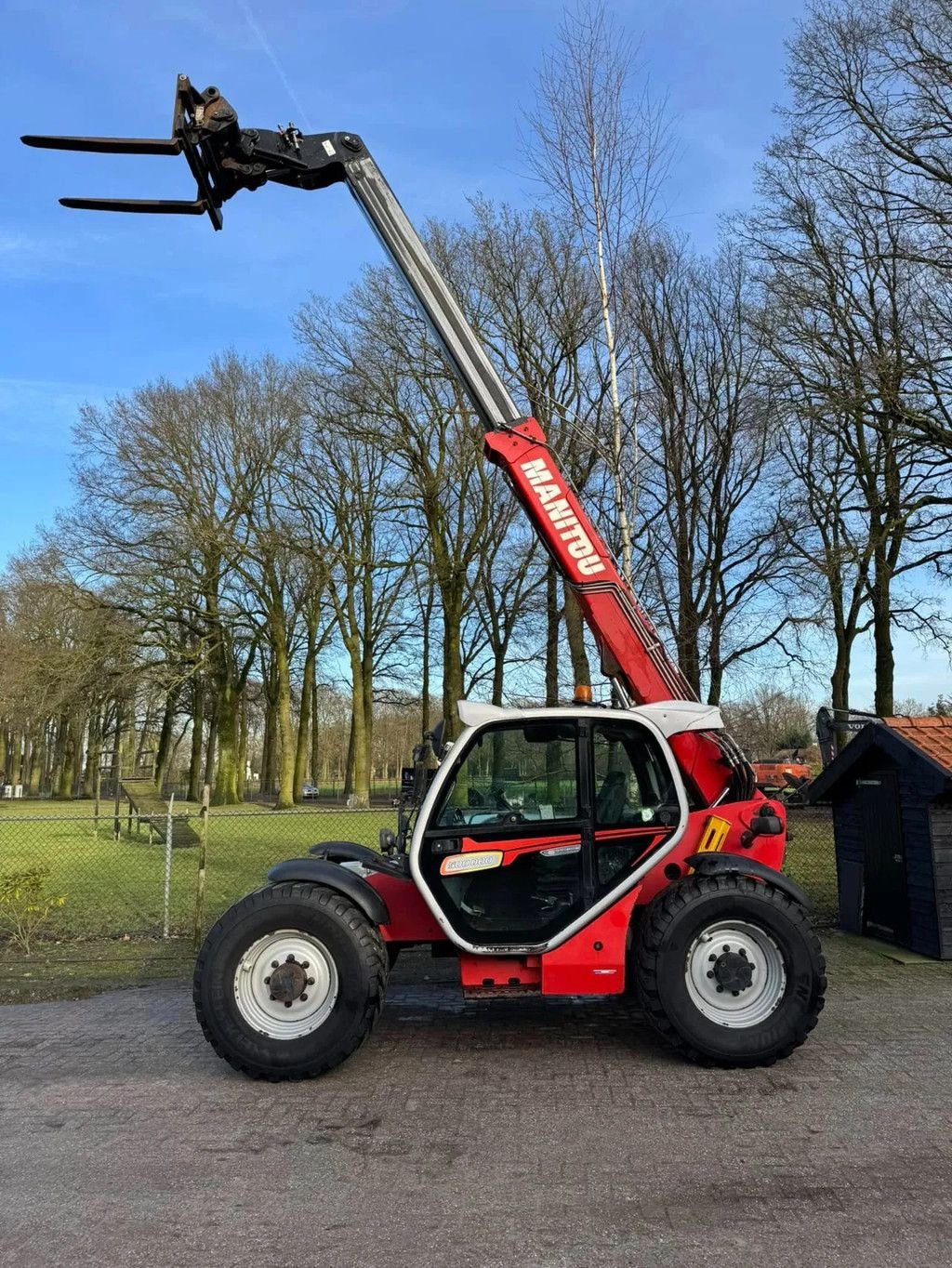 Teleskoplader du type Manitou MLT 735-120 Verreiker special edition, Gebrauchtmaschine en Harskamp (Photo 7)