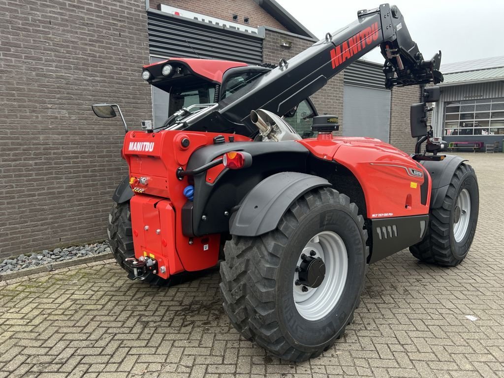 Teleskoplader van het type Manitou MLT 737 130 PS D ST5 Premium Verreiker, Neumaschine in Laren Gld (Foto 2)