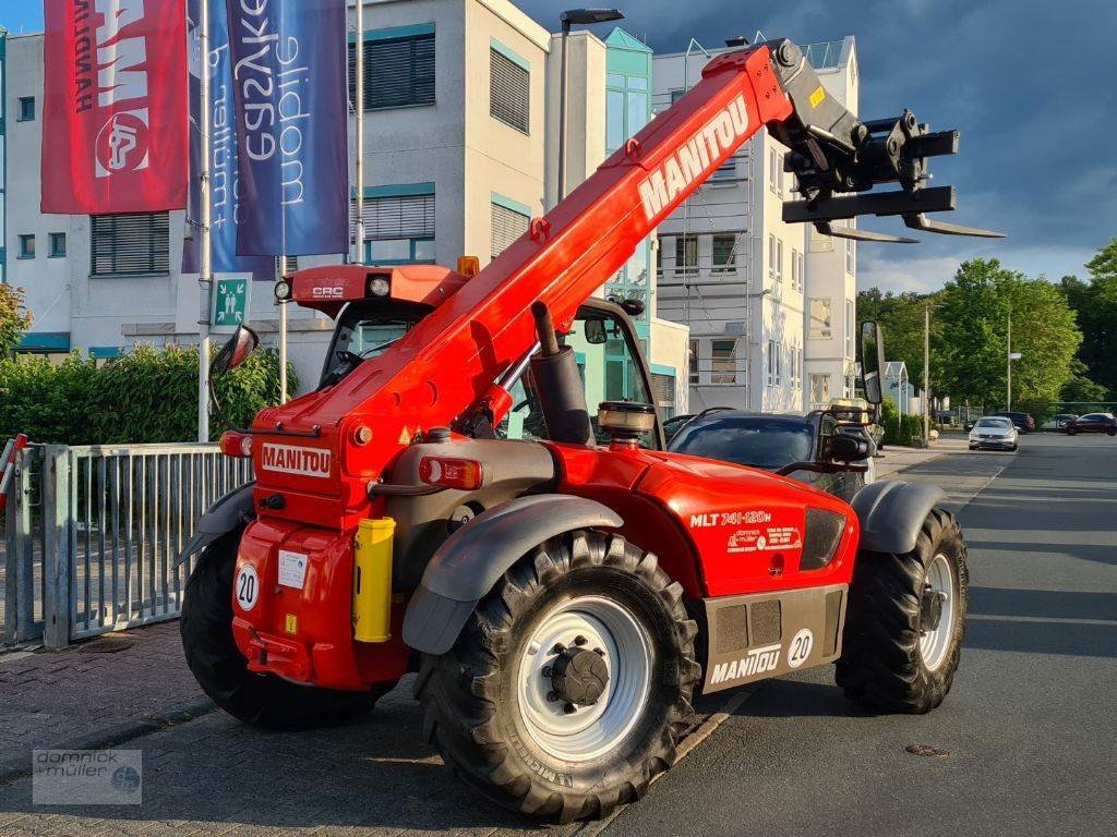 Teleskoplader typu Manitou MLT 741-120 H Klima, Gebrauchtmaschine w Friedrichsdorf (Zdjęcie 4)