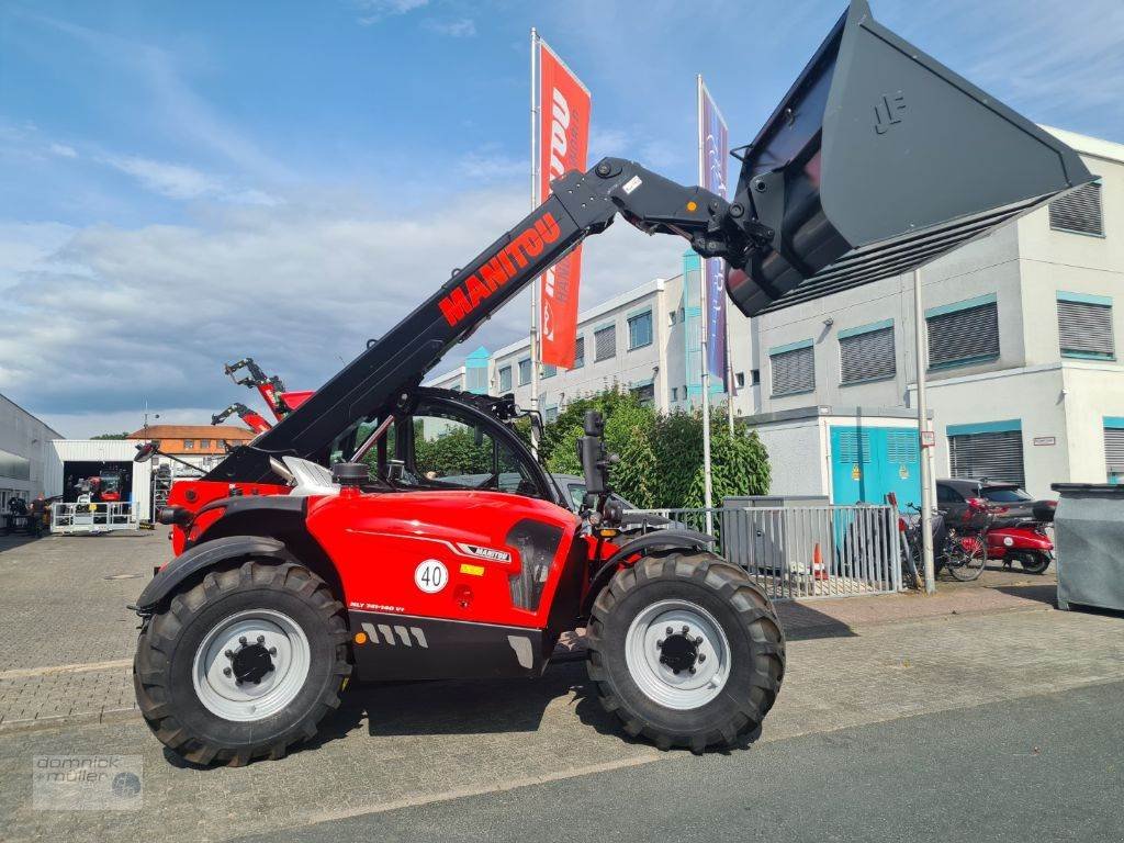 Teleskoplader of the type Manitou MLT 741-140 V+ Premium, Gebrauchtmaschine in Friedrichsdorf (Picture 10)