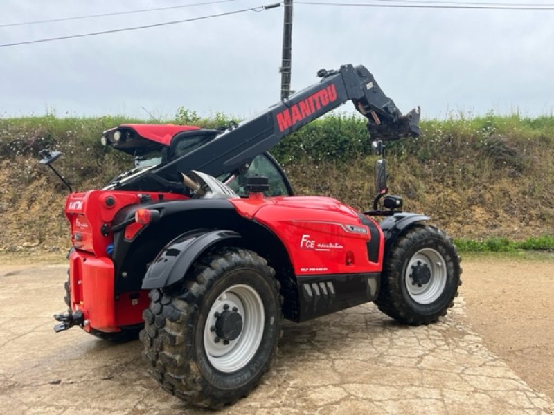 Teleskoplader des Typs Manitou MLT 741, Gebrauchtmaschine in STENAY (Bild 2)