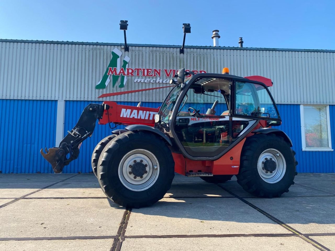 Teleskoplader van het type Manitou mlt, Gebrauchtmaschine in Joure (Foto 1)