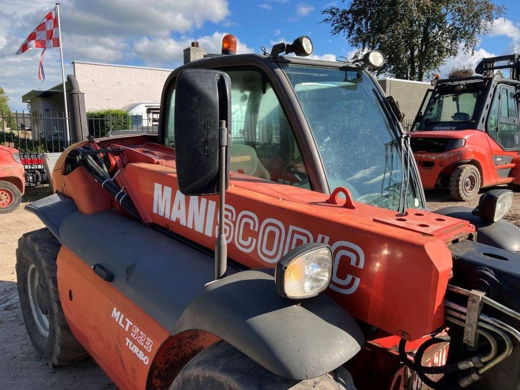 Teleskoplader van het type Manitou MLT523T, Gebrauchtmaschine in Antwerpen (Foto 10)