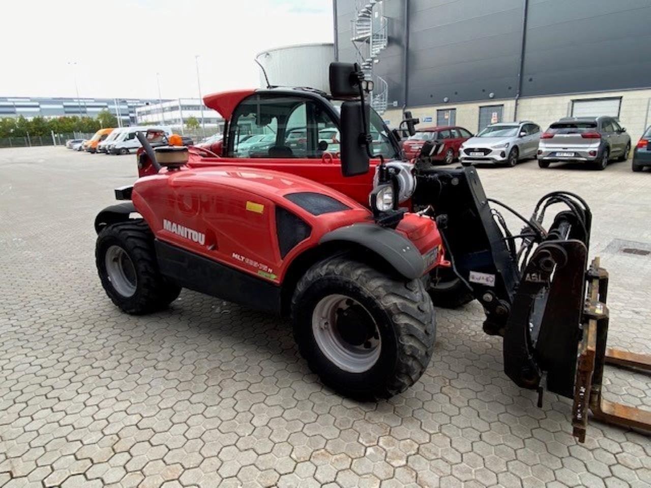 Teleskoplader от тип Manitou MLT625-75H ELITE, Gebrauchtmaschine в Skive (Снимка 4)