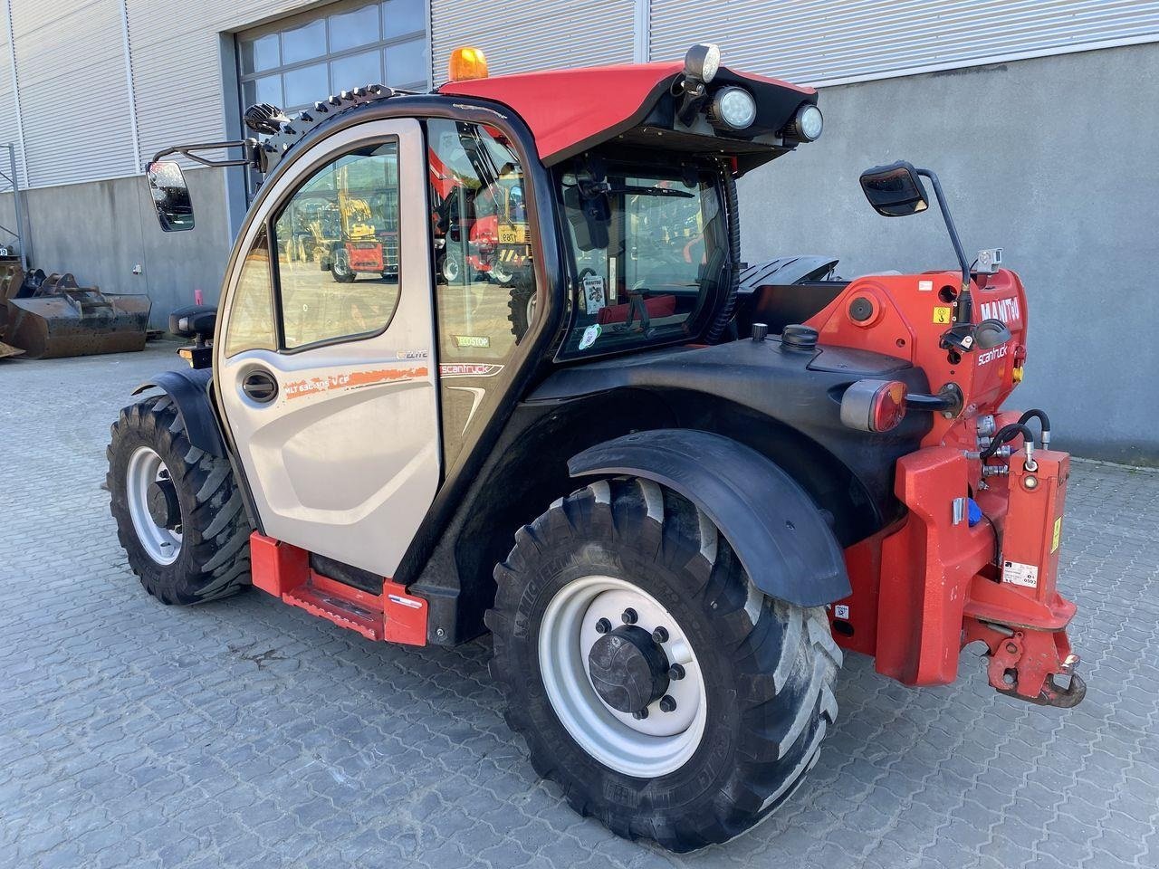 Teleskoplader of the type Manitou MLT630-105V CP ELITE, Gebrauchtmaschine in Skive (Picture 2)