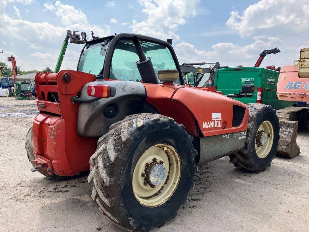 Teleskoplader van het type Manitou MLT633-120, Gebrauchtmaschine in Antwerpen (Foto 5)