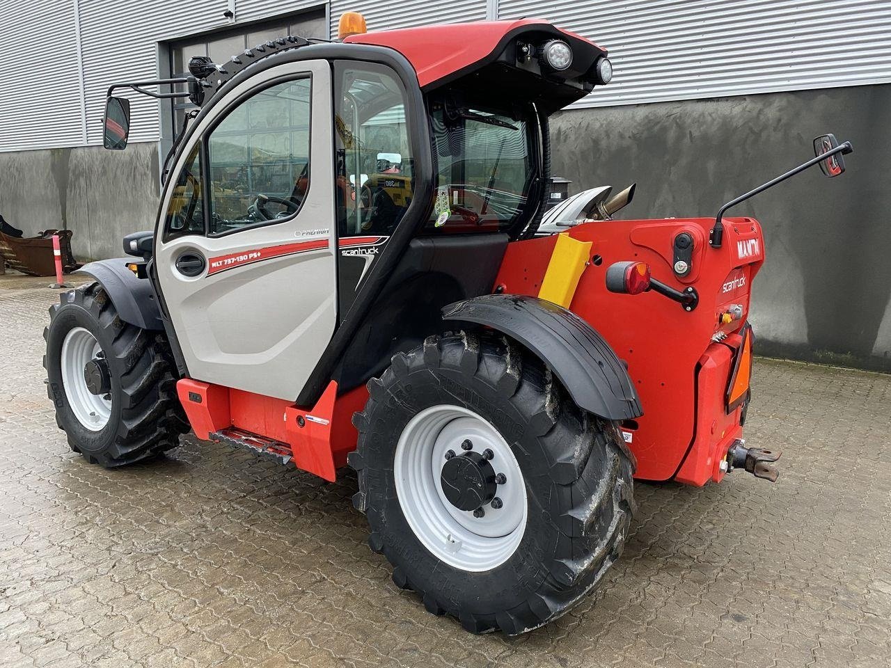 Teleskoplader van het type Manitou MLT737-130PS+ PREMIU, Gebrauchtmaschine in Skive (Foto 2)