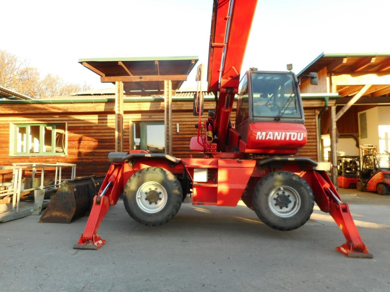 Teleskoplader tipa Manitou mrt 1640 easy roto ( 6 anbaugeräte und funk ), Gebrauchtmaschine u ST. NIKOLAI/DR. (Slika 20)