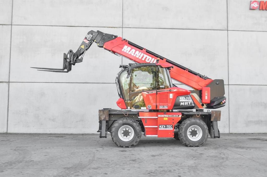 Teleskoplader van het type Manitou MRT 1845, Gebrauchtmaschine in Moerbeke (Foto 4)