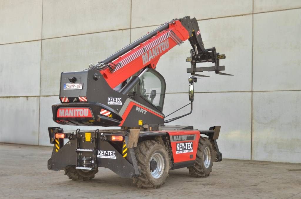 Teleskoplader van het type Manitou MRT 1845, Gebrauchtmaschine in Moerbeke (Foto 8)