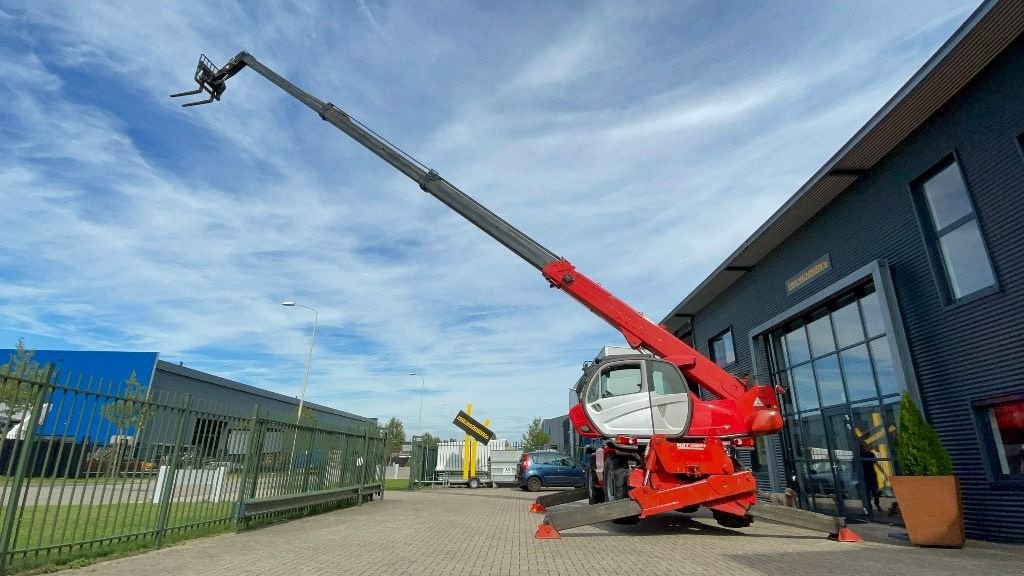 Teleskoplader typu Manitou MRT 2150 Plus Privilege GERESERVEERD, Gebrauchtmaschine v WIJCHEN (Obrázek 2)