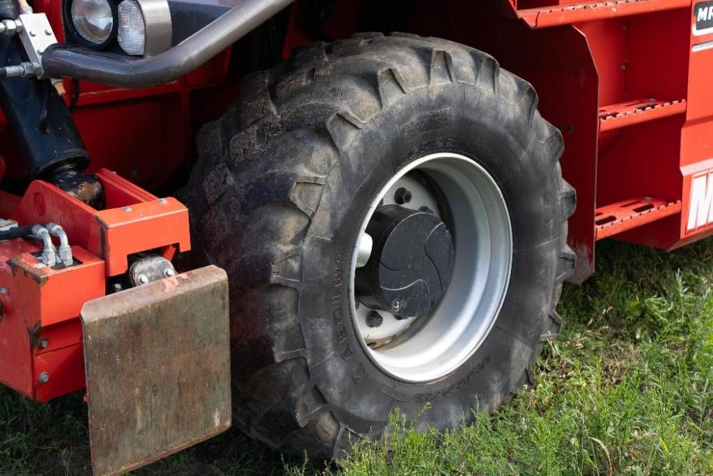 Teleskoplader typu Manitou MRT 2150 Plus Privilege, Gebrauchtmaschine v Moerbeke (Obrázek 4)