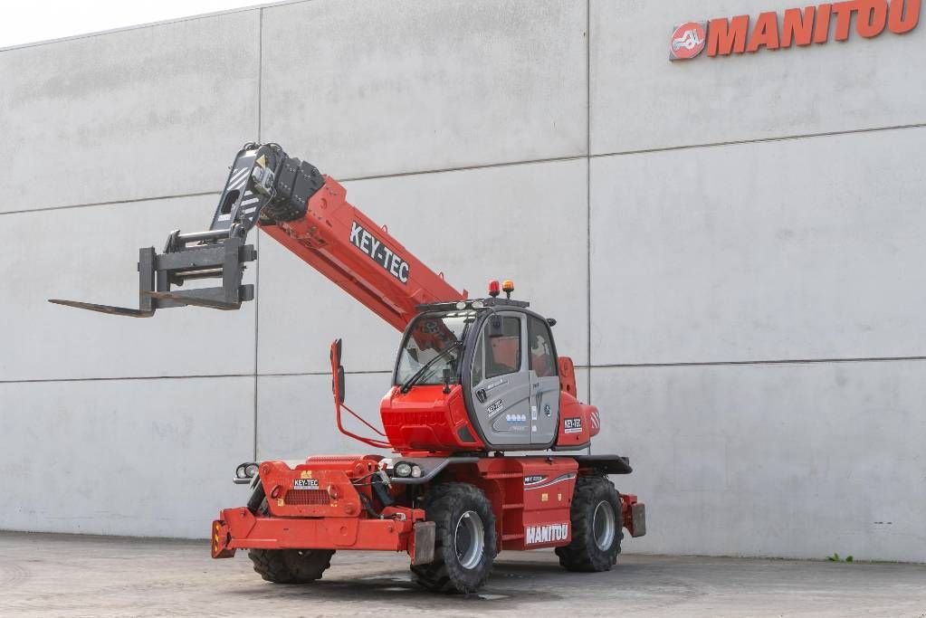 Teleskoplader of the type Manitou MRT 2150 Plus Privilege, Gebrauchtmaschine in Moerbeke (Picture 1)