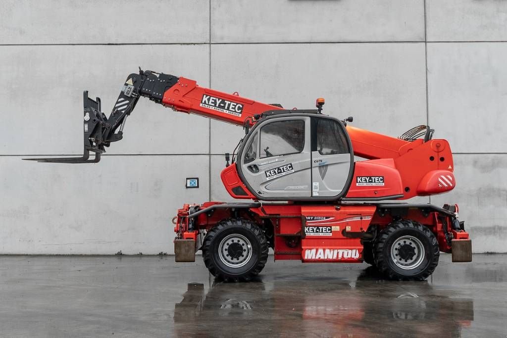 Teleskoplader van het type Manitou MRT 2150 Plus, Gebrauchtmaschine in Moerbeke (Foto 9)