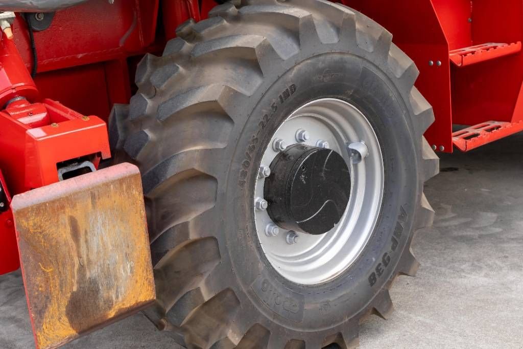 Teleskoplader tip Manitou MRT 2150 Plus, Gebrauchtmaschine in Moerbeke (Poză 7)