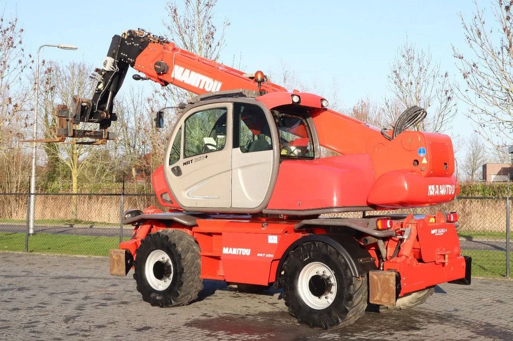 Teleskoplader del tipo Manitou MRT 2150 + PRIVILEGE REMOTE AIRCO FORKS, Gebrauchtmaschine en Marknesse (Imagen 3)