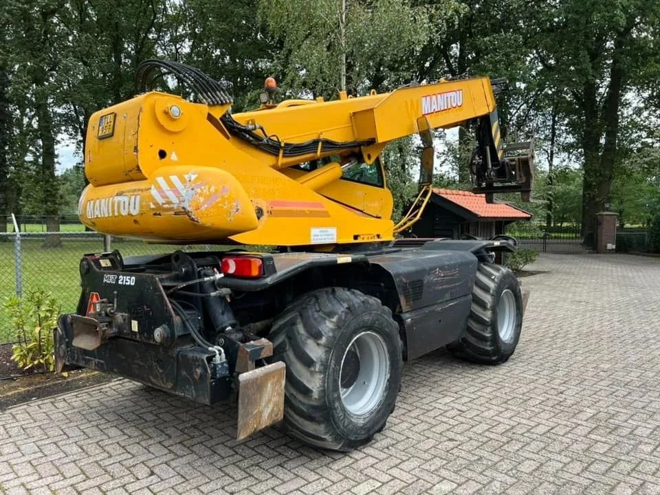 Teleskoplader типа Manitou MRT 2150 Privilege roterende verreiker 21meter, Gebrauchtmaschine в Harskamp (Фотография 7)