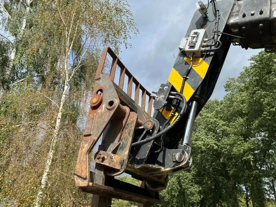 Teleskoplader типа Manitou MRT 2150 Privilege roterende verreiker 21meter, Gebrauchtmaschine в Harskamp (Фотография 10)