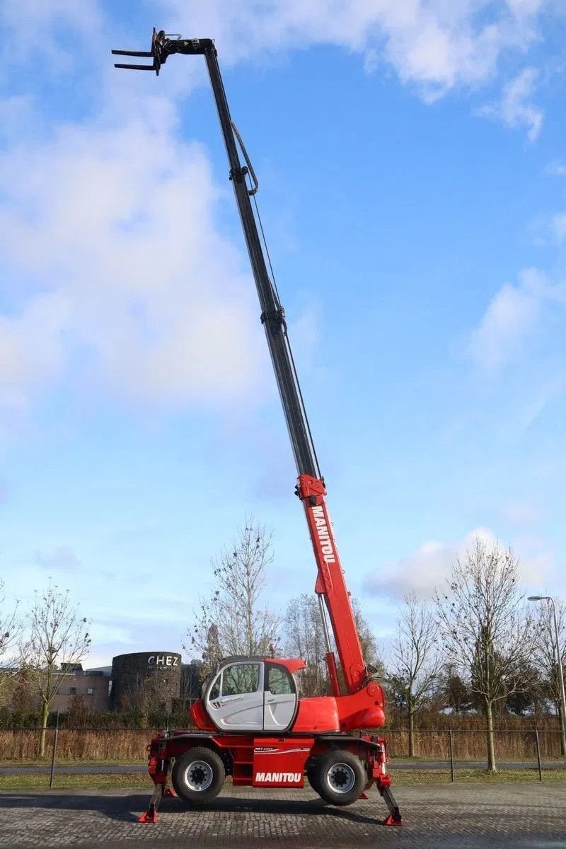 Teleskoplader du type Manitou MRT 2150 PRIVILEGE ST4 FORKS REMOTE NEW MODEL, Gebrauchtmaschine en Marknesse (Photo 8)