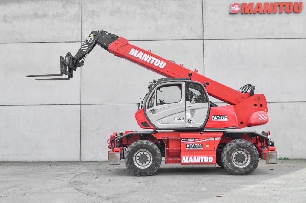 Teleskoplader del tipo Manitou MRT 2150, Gebrauchtmaschine In Moerbeke (Immagine 4)