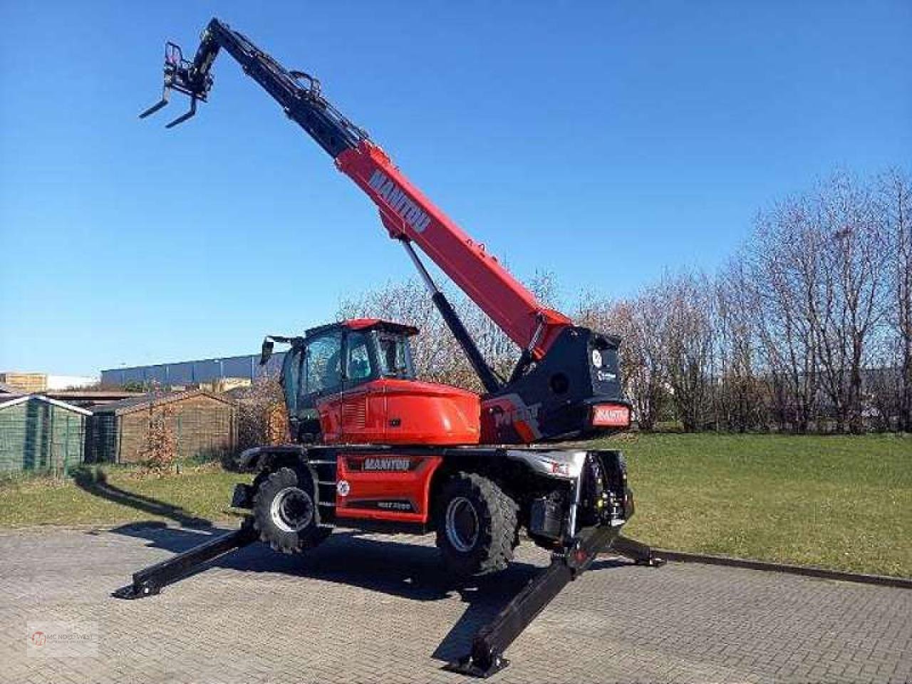 Teleskoplader Türe ait Manitou MRT 2260, Neumaschine içinde Oyten (resim 4)