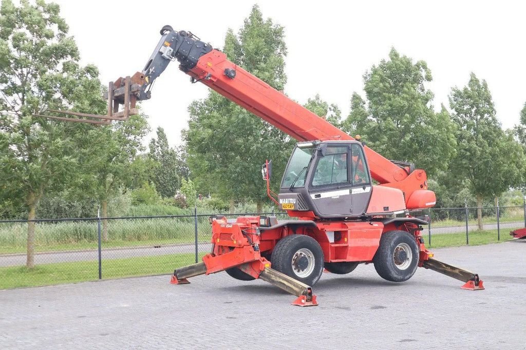 Teleskoplader typu Manitou MRT 2540 25 M FORKS REMOTE CONTROL, Gebrauchtmaschine w Marknesse (Zdjęcie 2)