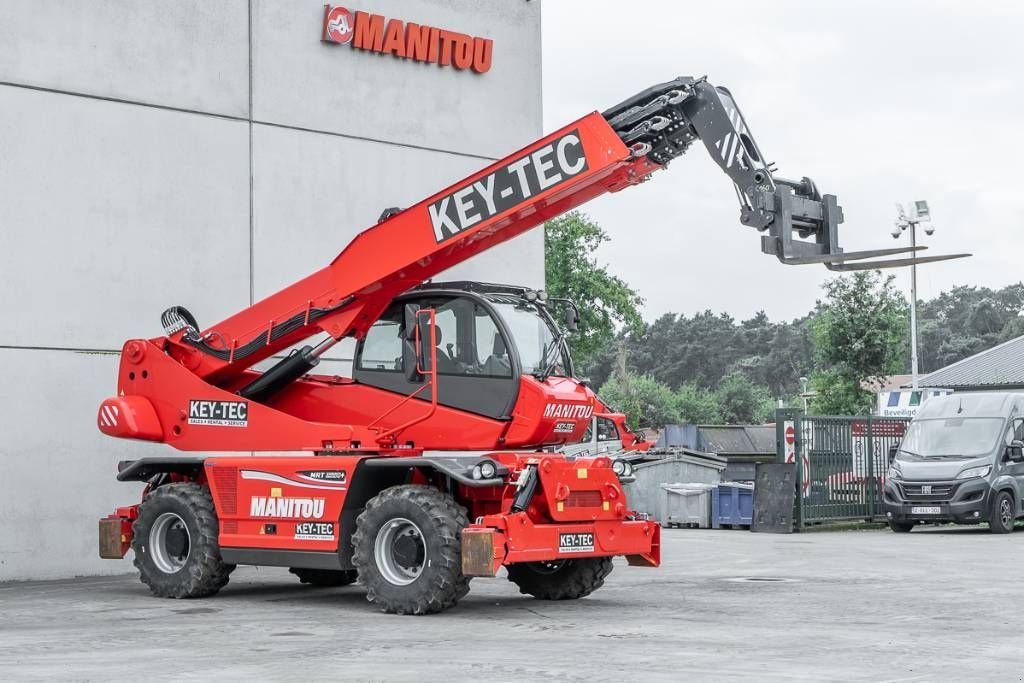 Teleskoplader типа Manitou MRT 2550+, Gebrauchtmaschine в Moerbeke (Фотография 3)