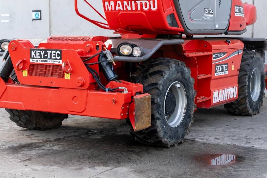 Teleskoplader del tipo Manitou MRT 2550, Gebrauchtmaschine In Moerbeke (Immagine 3)