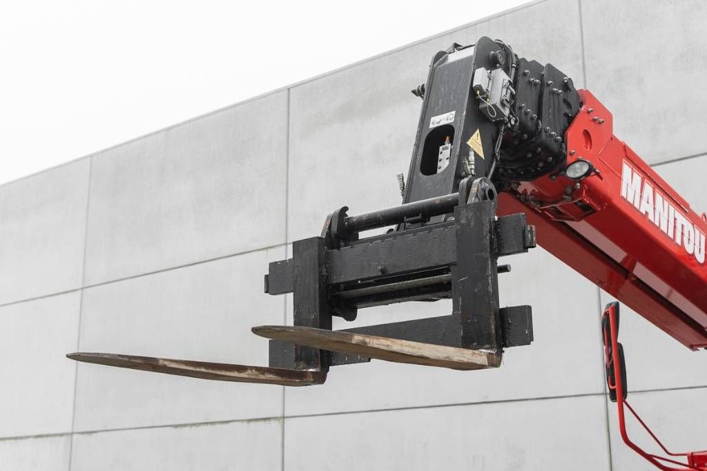 Teleskoplader za tip Manitou MRT 2550, Gebrauchtmaschine u Moerbeke (Slika 9)