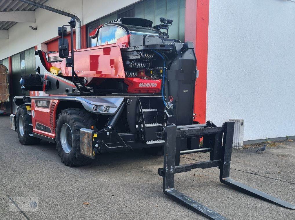 Teleskoplader typu Manitou MRT 2570 Vision, Gebrauchtmaschine v Friedrichsdorf (Obrázek 1)