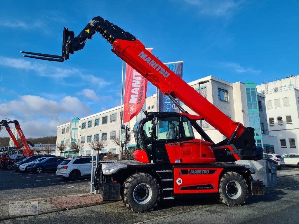 Teleskoplader of the type Manitou MRT 3060 Vision + AC, Gebrauchtmaschine in Friedrichsdorf (Picture 2)