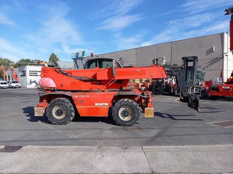 Teleskoplader typu Manitou MRT2150 PRIVILEGE +, Gebrauchtmaschine v Waregem (Obrázok 3)