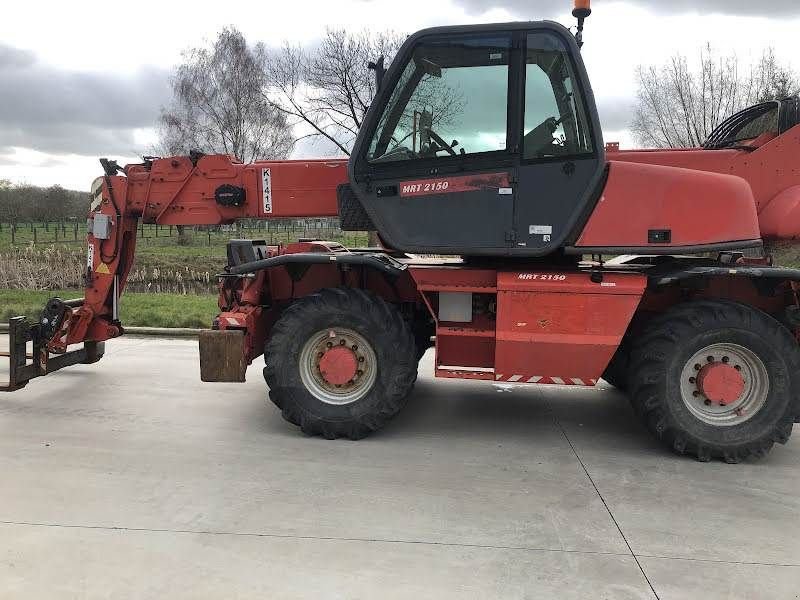 Teleskoplader of the type Manitou MRT2150 TURBO M SERIE E2, Gebrauchtmaschine in Aalst (Picture 2)