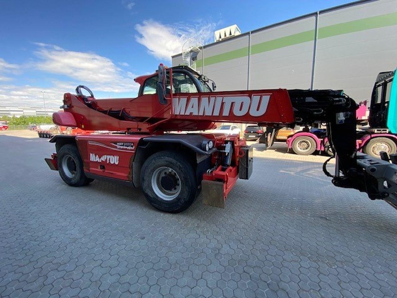 Teleskoplader от тип Manitou MRT2550P+ ST4, Gebrauchtmaschine в Skive (Снимка 4)