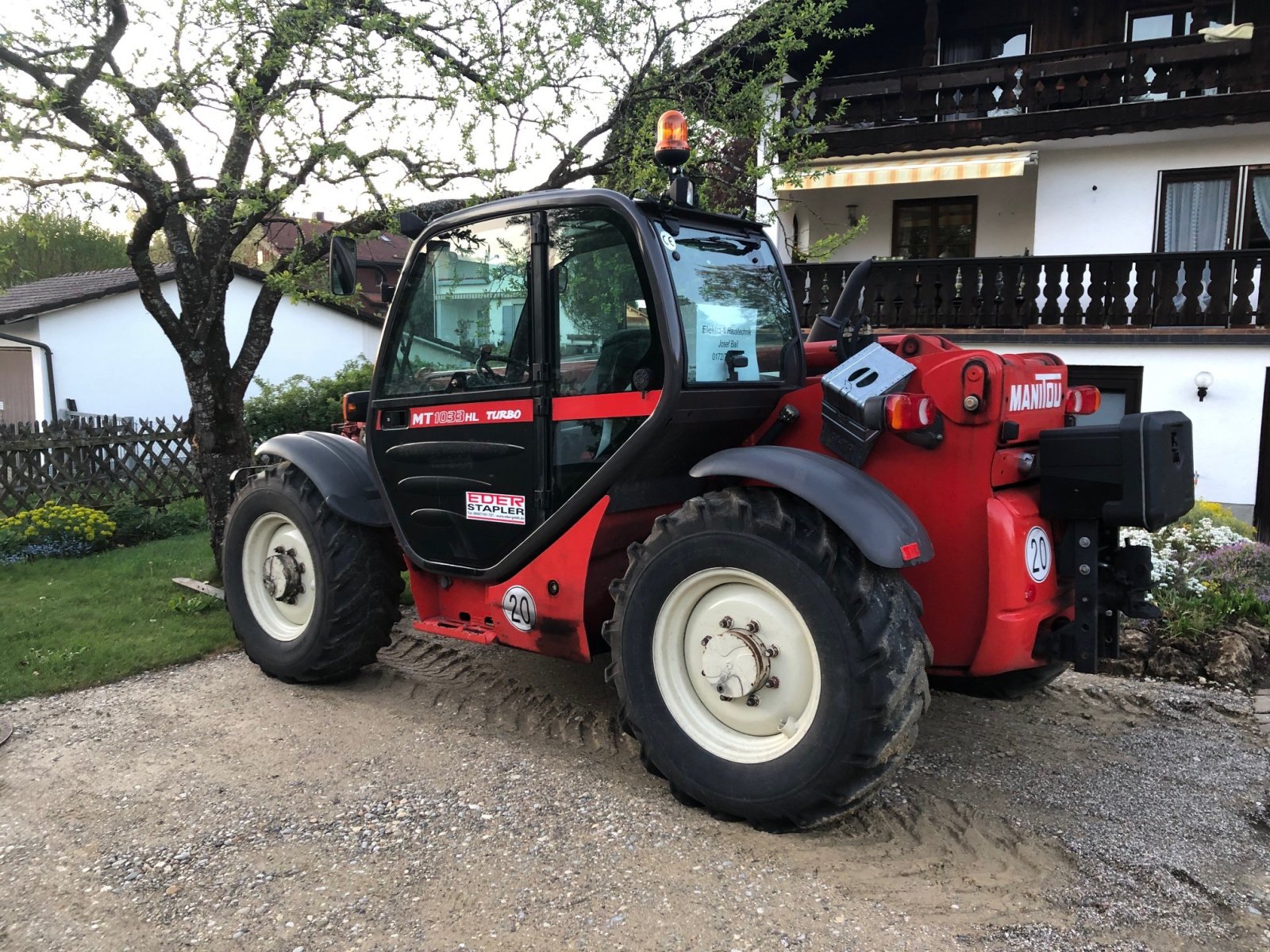 Teleskoplader van het type Manitou MT 1033 HLT, Gebrauchtmaschine in Wackersberg (Foto 1)