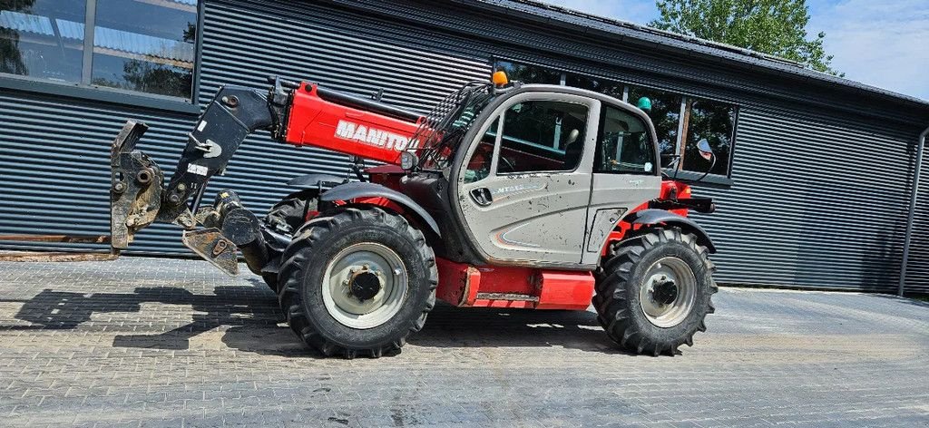 Teleskoplader of the type Manitou MT 1135, Gebrauchtmaschine in Scharsterbrug (Picture 7)