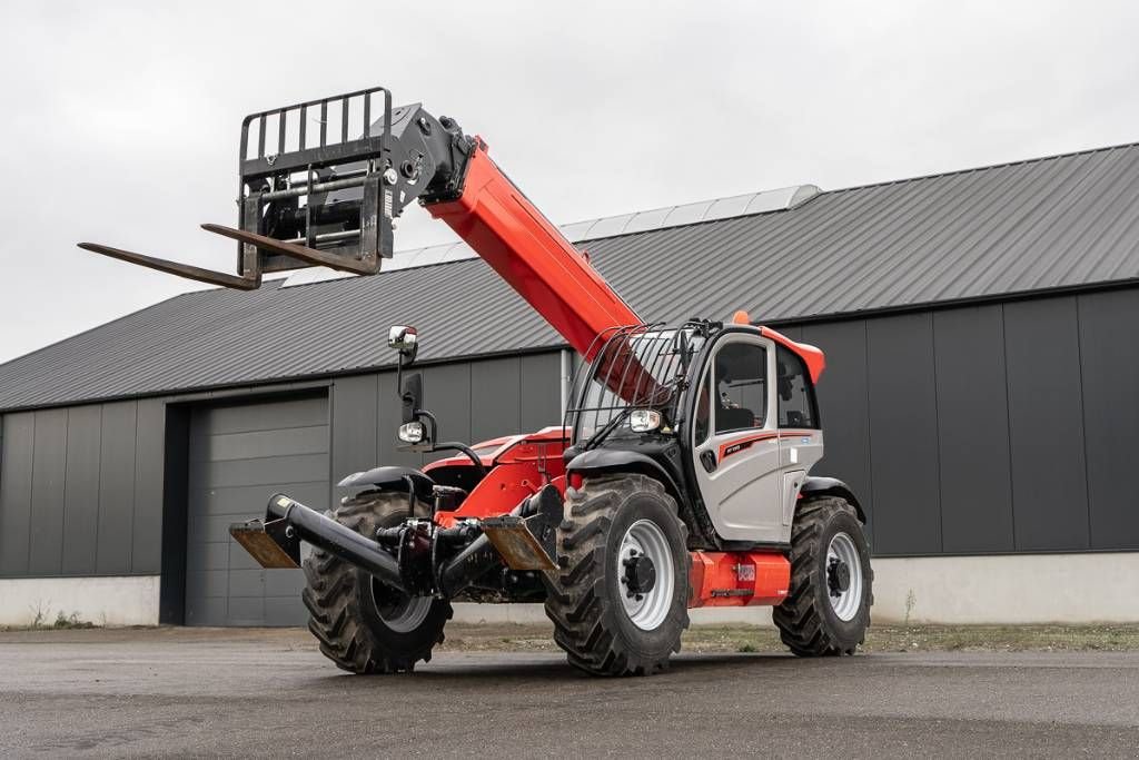 Teleskoplader van het type Manitou MT 1335, Gebrauchtmaschine in Moerbeke (Foto 1)