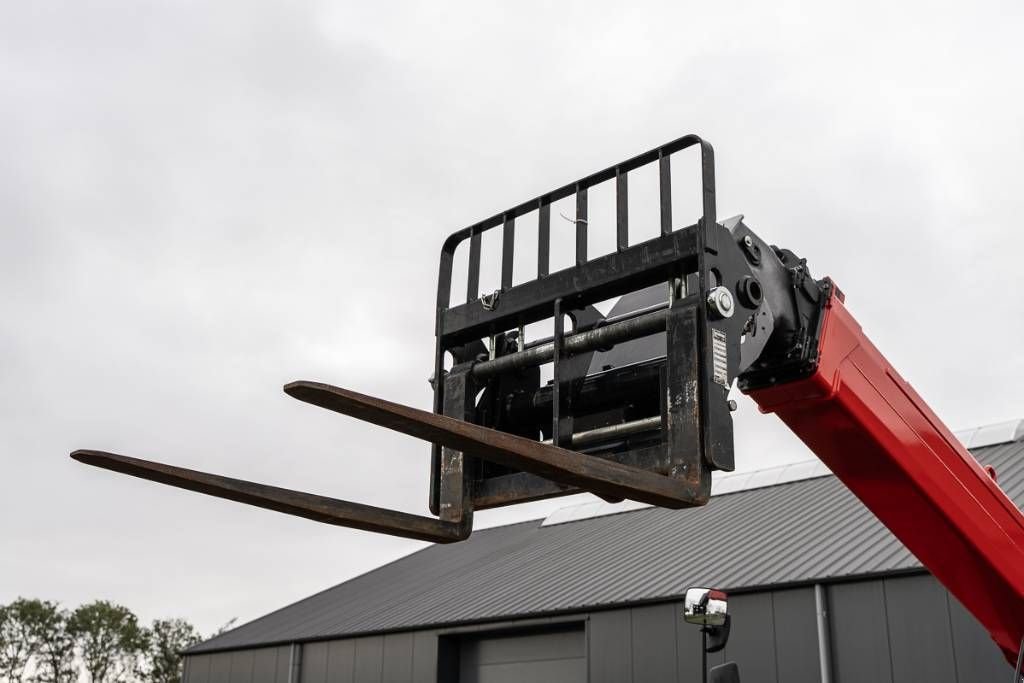 Teleskoplader van het type Manitou MT 1335, Gebrauchtmaschine in Moerbeke (Foto 10)