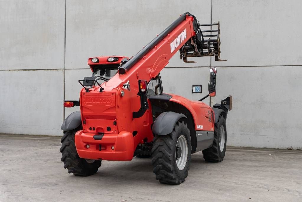 Teleskoplader типа Manitou MT 1440, Gebrauchtmaschine в Moerbeke (Фотография 5)