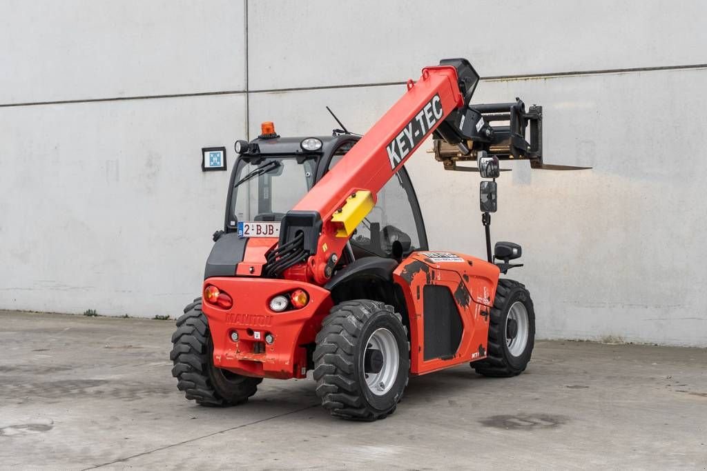 Teleskoplader типа Manitou MT 420H, Gebrauchtmaschine в Moerbeke (Фотография 5)